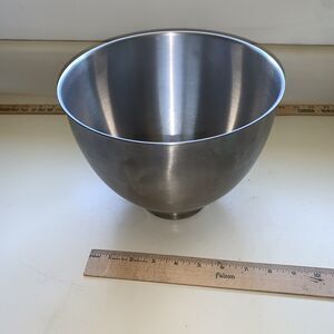 KitchenAid 4.5 Quart Mixing Bowl Stainless Steel Twist Lock Base No Handle